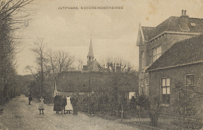 130208 Gezicht op de Nedereindseweg te Jutphaas, met rechts het huis Nedereindseweg 11.N.B. De gemeente Jutphaas is per ...